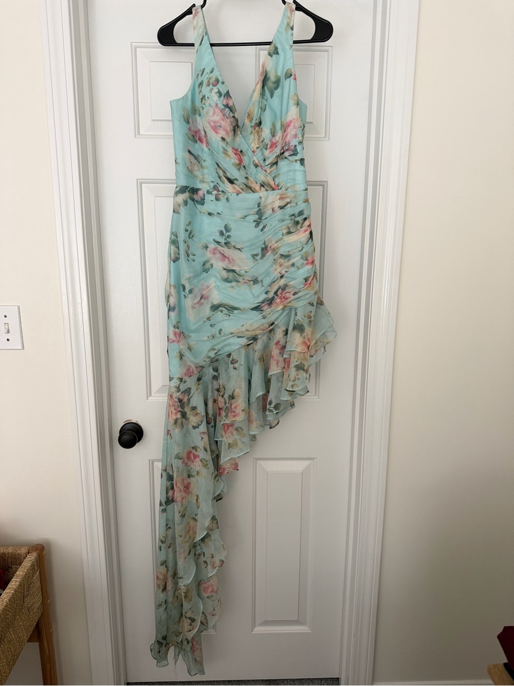 MAC DUGGAL Mint Ruched Trailing Hem Dress Size 8